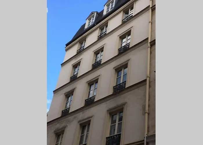 French typical apartment (opéra 5D)